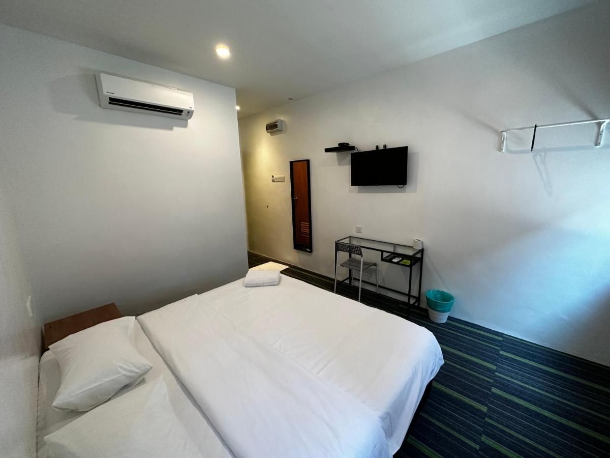 Olive Bedz Hotel Tambun Exterior photo